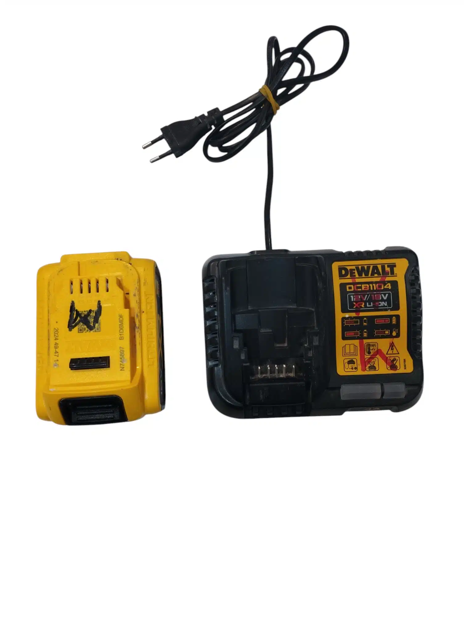 Taladro Percutor DeWalt DCH113 + Cargador de Segunda Mano - Imagen 7